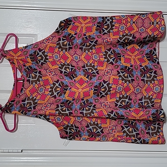 Kenar Sleeveless Blouse - Picture 1 of 7